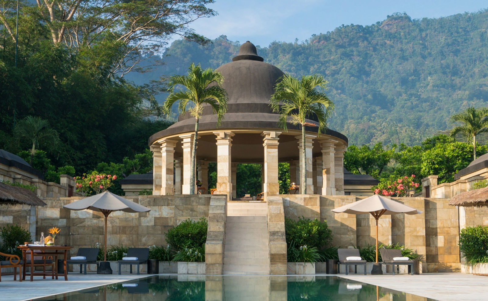 Amanjiwo stone rotunda above the pool, Java
