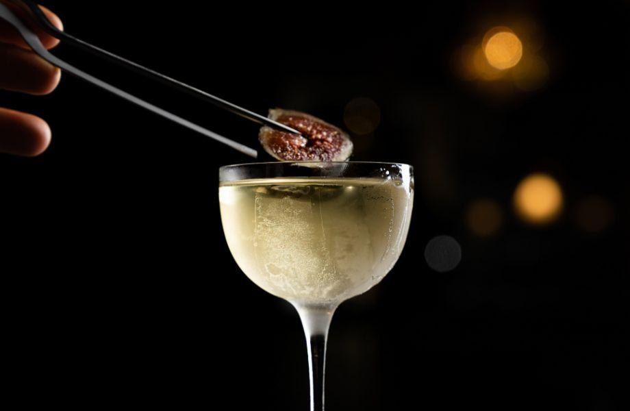 Handshake Speakeasy · Mexico City